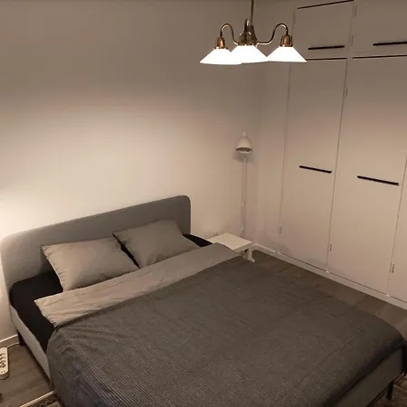 Ihan Puotilan Metron Laehellae Helsinki