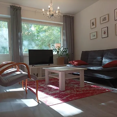 Apartment Ihan Puotilan Metron Laehellae