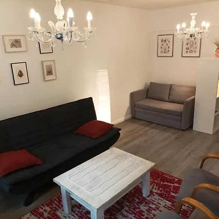 Ihan Puotilan Metron Laehellae Helsinki