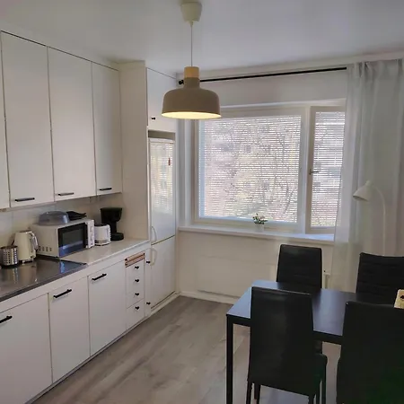 Ihan Puotilan Metron Laehellae * Helsinki